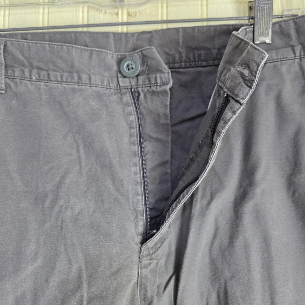 Columbia Cargo Shorts‎ Mens 38 Gray Cotton Canvas Flat Front 10 Inseam Casual